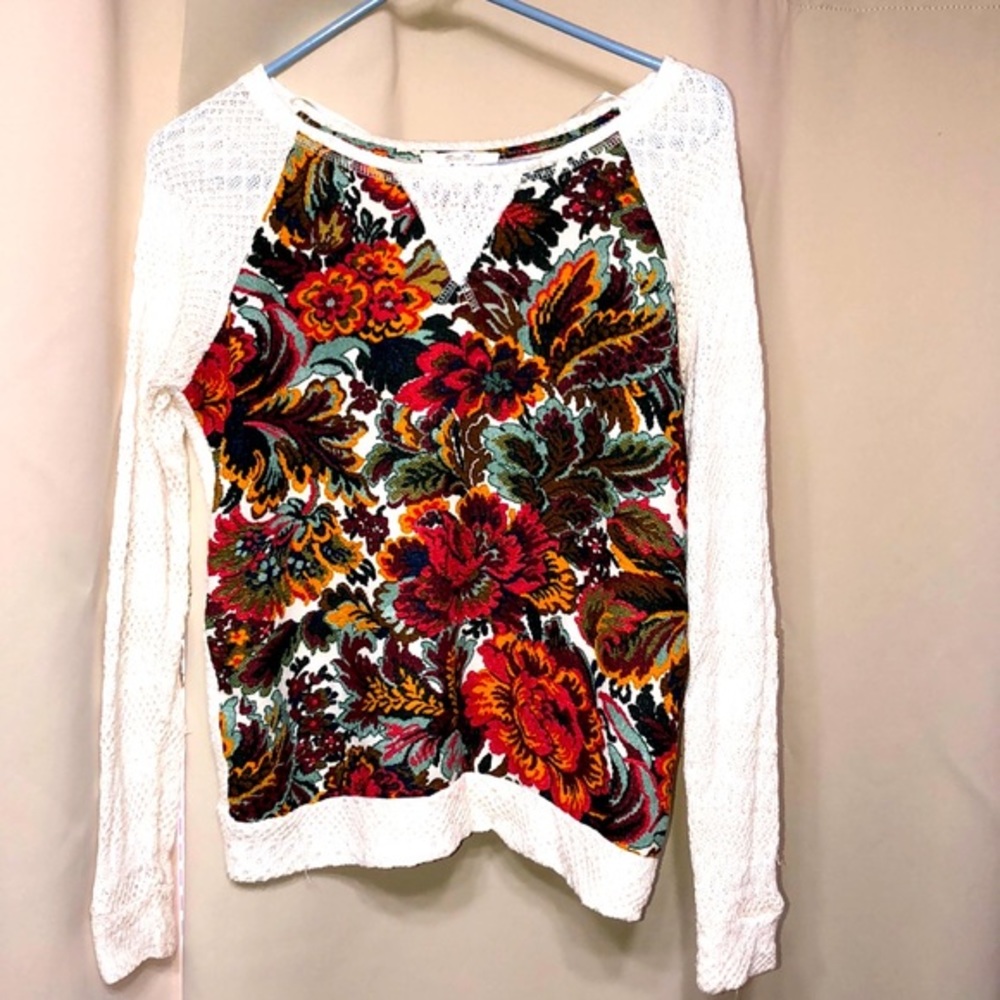 Miss Me Floral Long Sleeve Sparkle Lightweight‎ Top Women’s Sz Medium